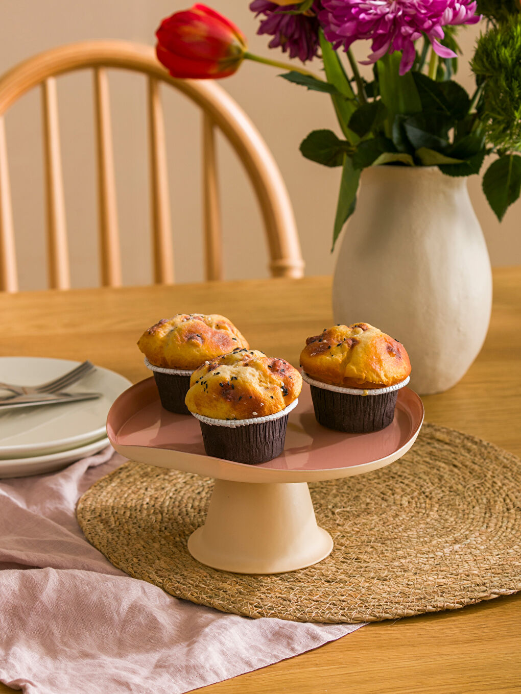 Karışık Ayaklı Cam Sunumluk 21 cm