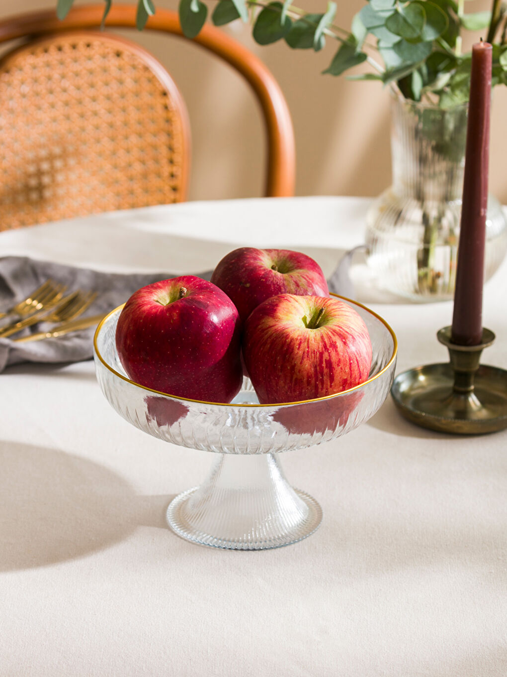 Renksiz Ayaklı Cam Sunumluk 20 cm