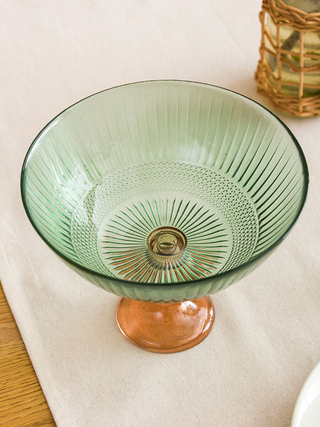 Yeşil Cam Ayaklı Sunumluk 21 cm-2