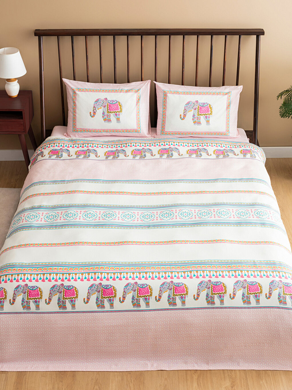 Karışık Fil Desenli Çift Kişilik Pike Takımı-1