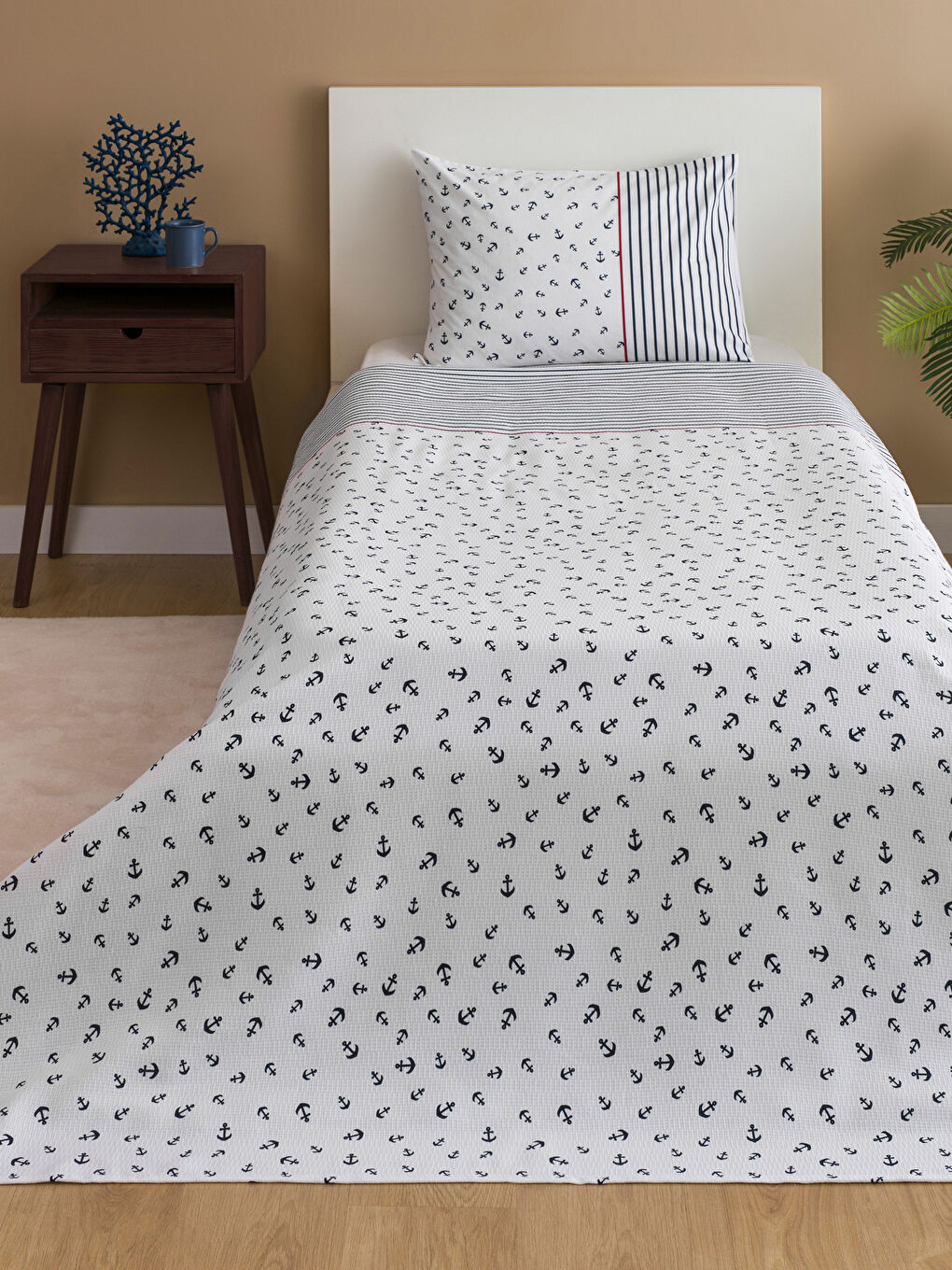 Karışık Desenli Tek Kişilik Pike Seti