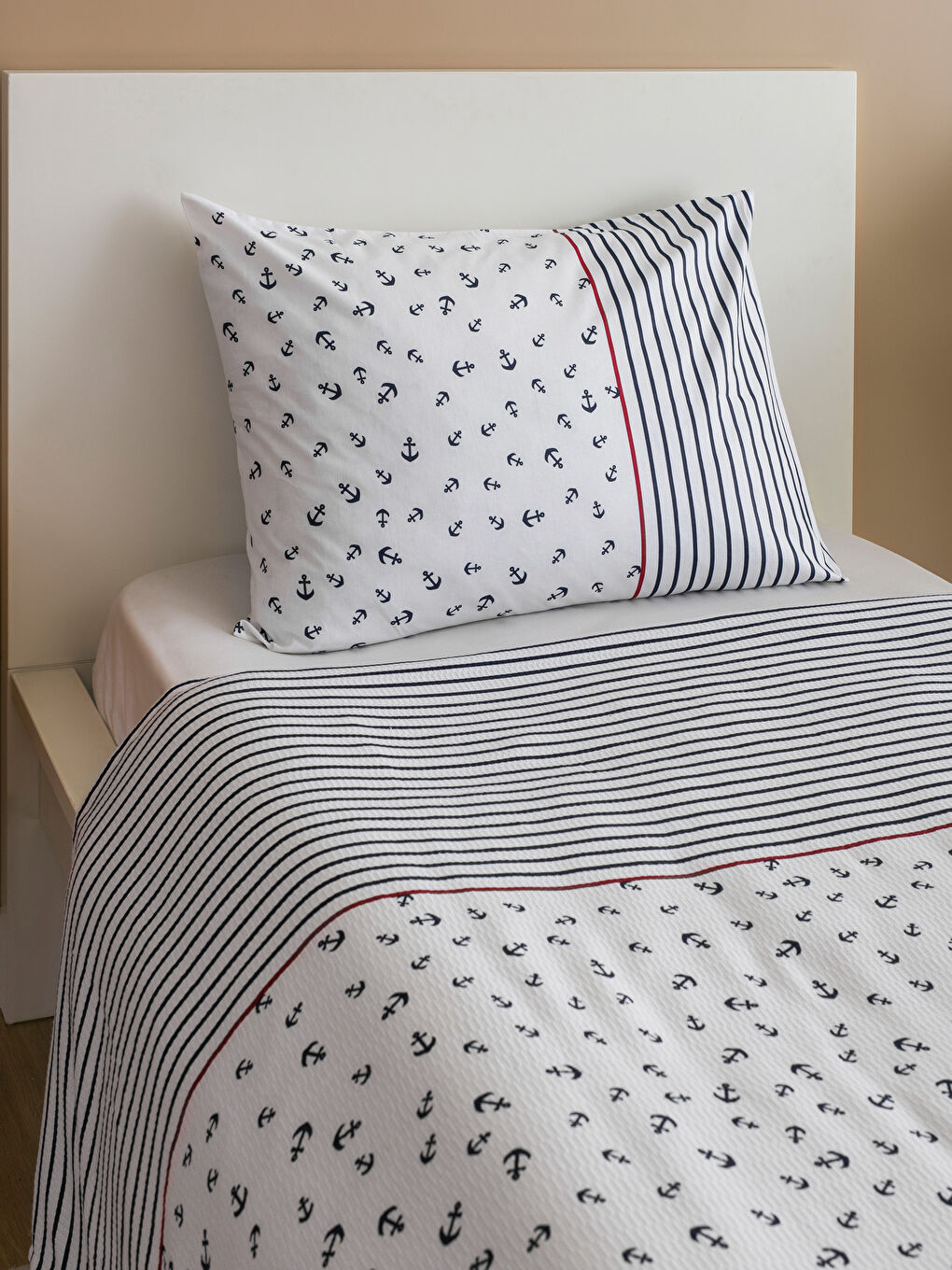 Karışık Desenli Tek Kişilik Pike Seti-2