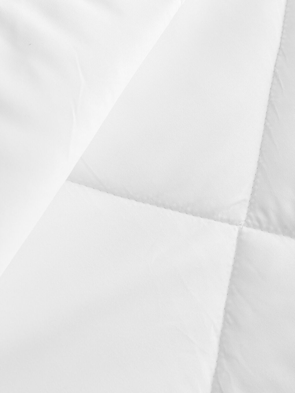 Beyaz Tek Kişilik Yorgan 155x215 cm-2