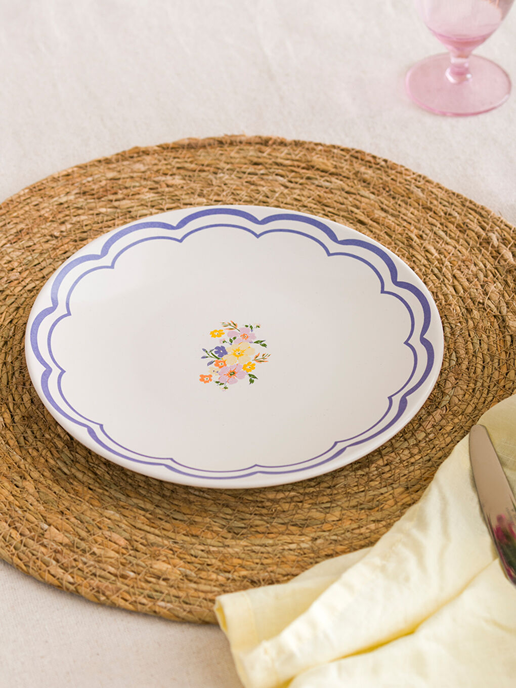 Lot de 4 Assiettes en Céramique Imprimées Fleur 20 cm-1