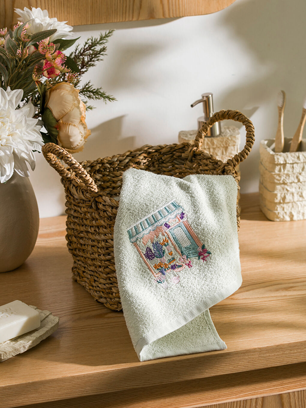 Embroidered Face Towel 50x80 Cm -S4JE38Z8-FLL