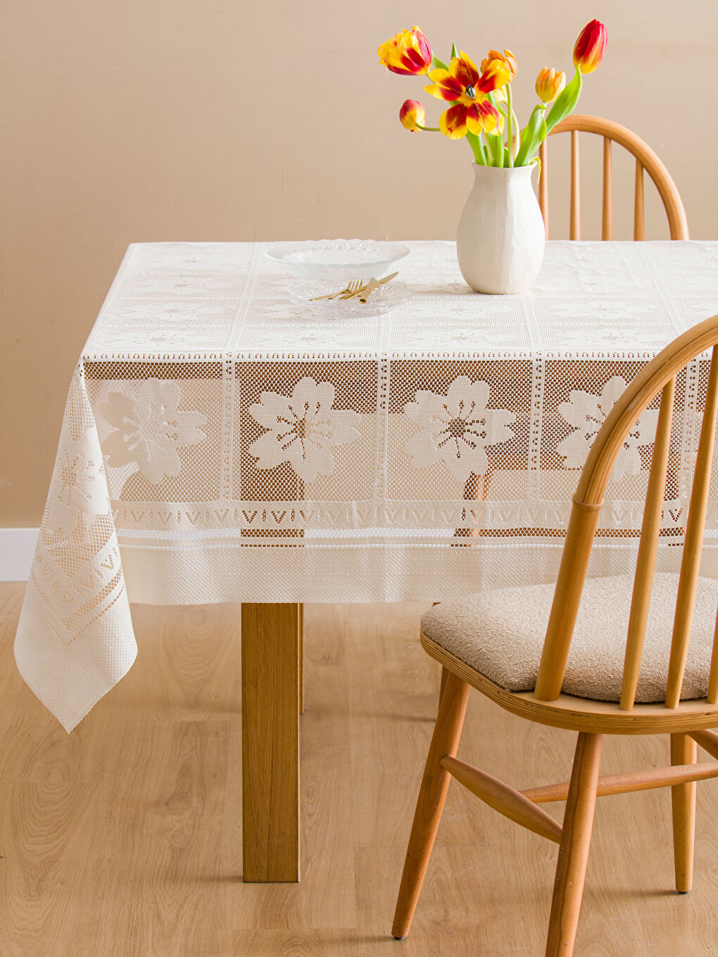 Lace Detailed Table Cloth 150x150 Cm -S4JG41Z8-FEF