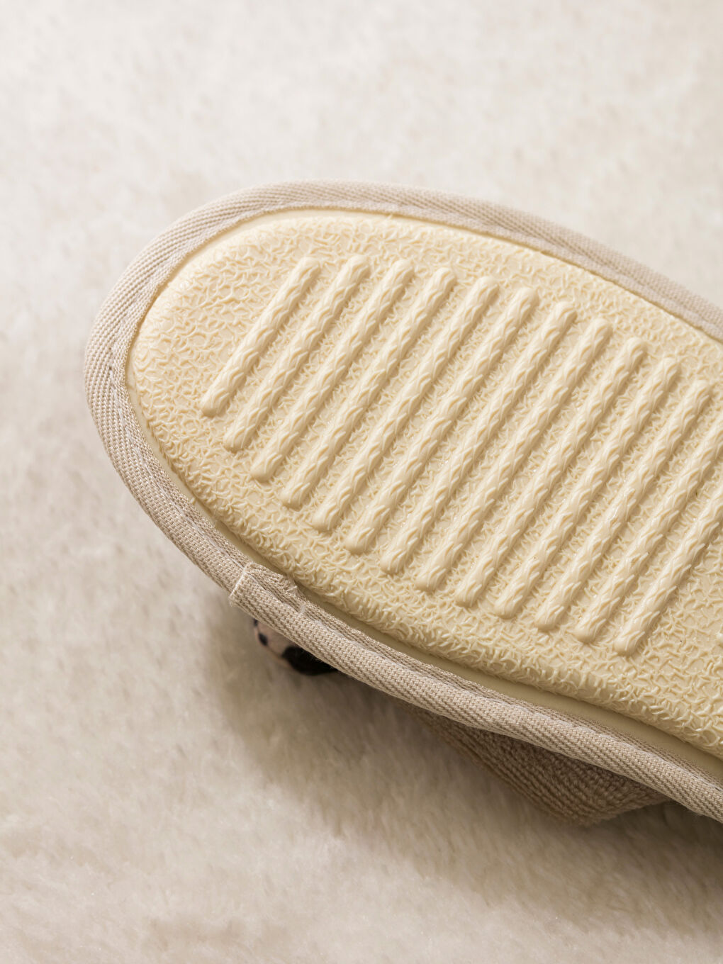 Detailed woman home slippers -S4JS82Z8-JKW