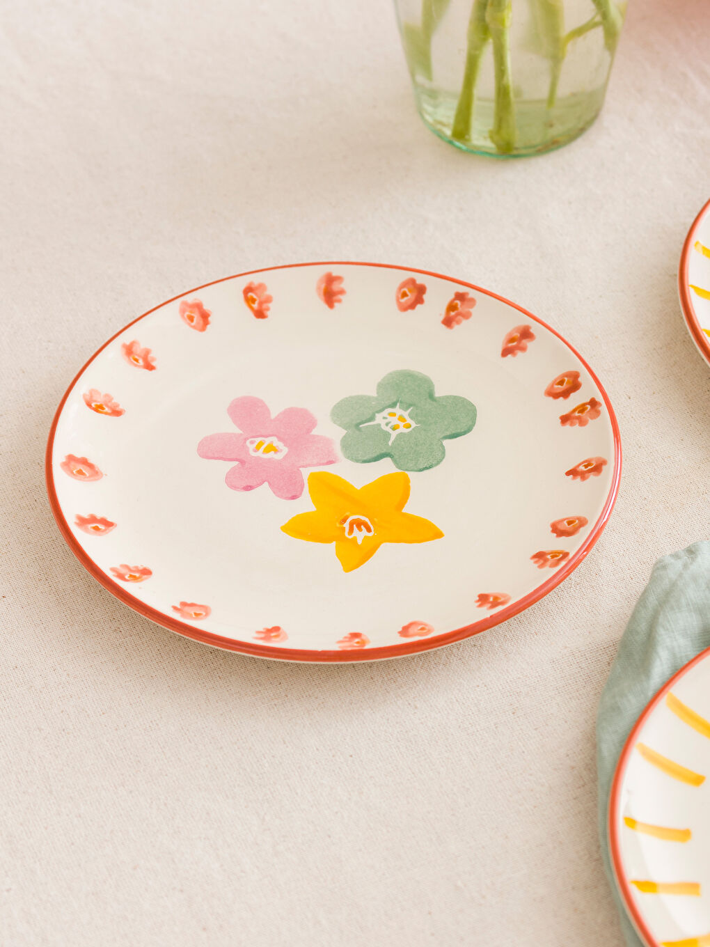 Karışık Çiçek Baskılı Pasta Tabağı 4'lü 21 cm-1