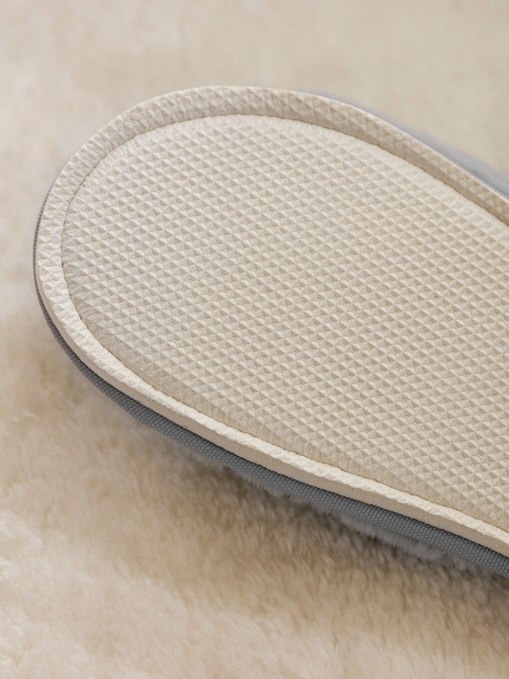 უბრალო პლუში ქალებისთვის სახლის ჩუსტები-4