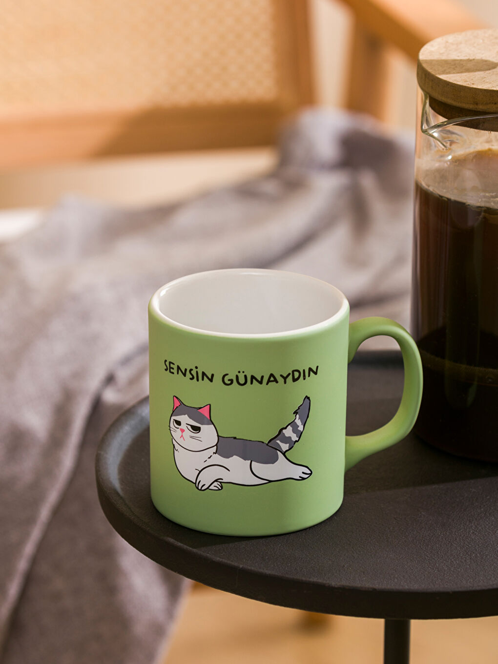 Yeşil Kedi Baskılı Seramik Kupa 320 ml