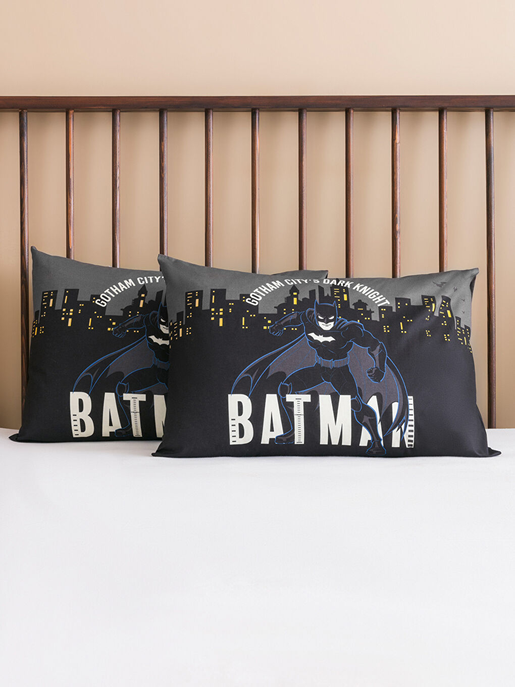 LCW HOME Karışık Baskılı Batman Baskılı Yastık Kılıfı 2'li 50x70 Cm - 1