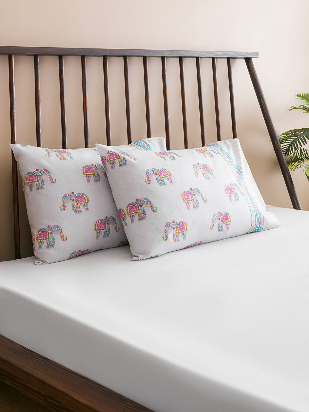 Karışık Fil Baskılı Yastık Kılıfı 2'li 50x70 cm