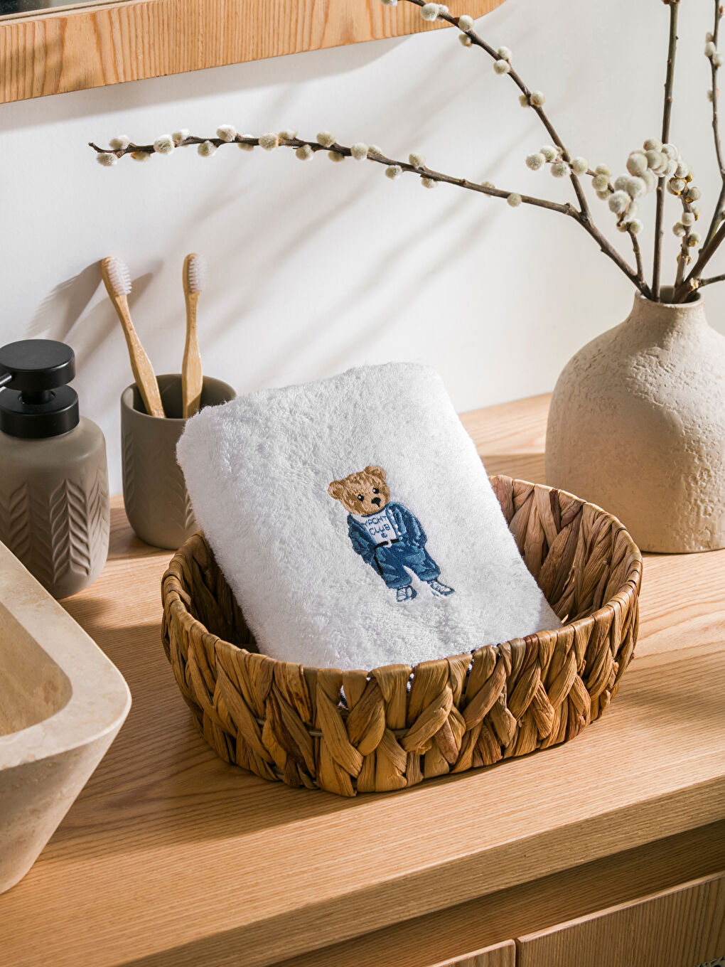 Beyaz Teddy Ayıcık Nakışlı El Havlusu 50x80 cm-1