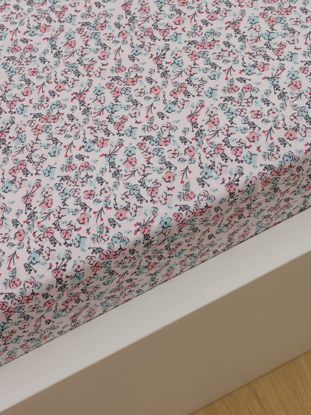 Floral Printed Single Fitted Sheet -S4MI20Z8-F9C