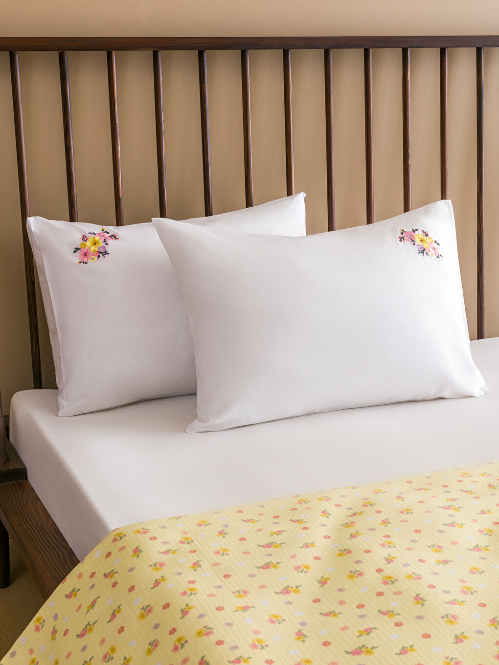 Floral Double Bed Bedspread Set -S5BU19Z8-F9C