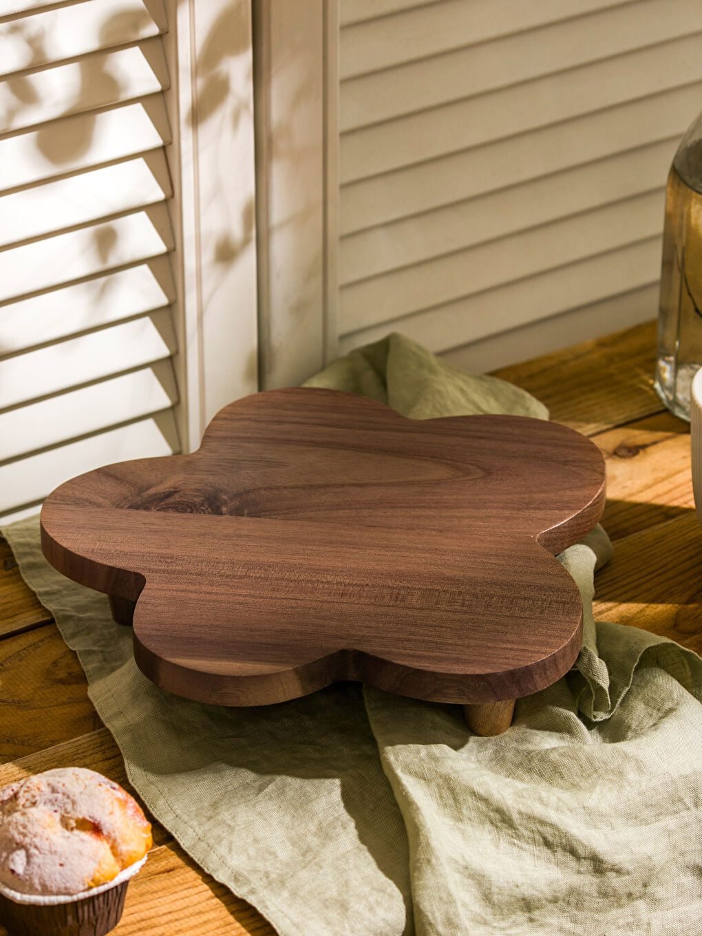 Kahverengi Ayaklı Ahşap Sunumluk 27 cm-1