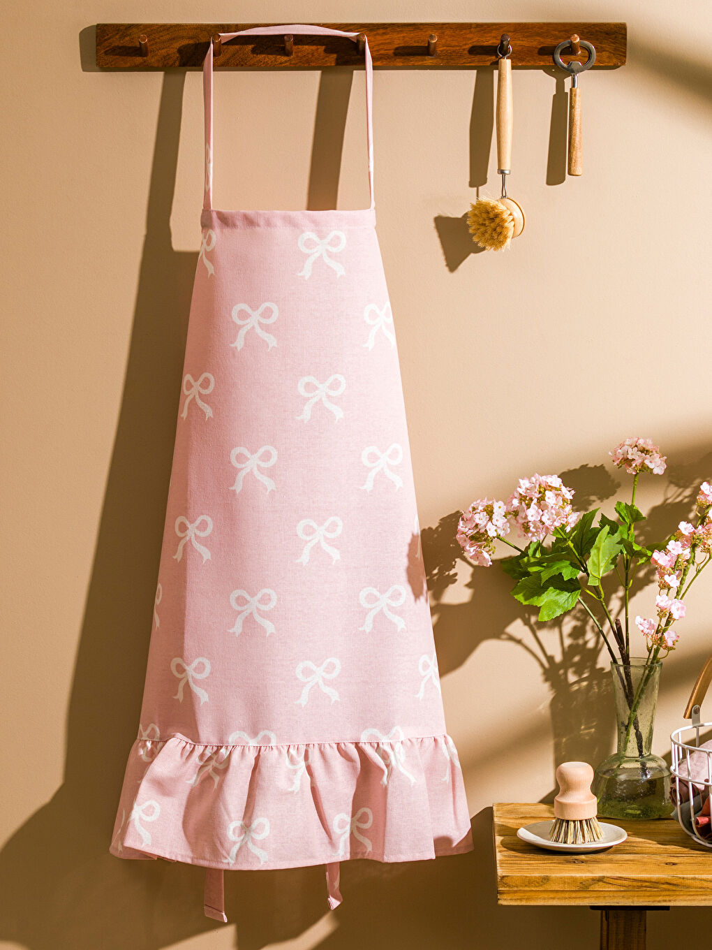 LCW HOME Pembe Fiyonk Baskılı Kadın Mutfak Önlüğü