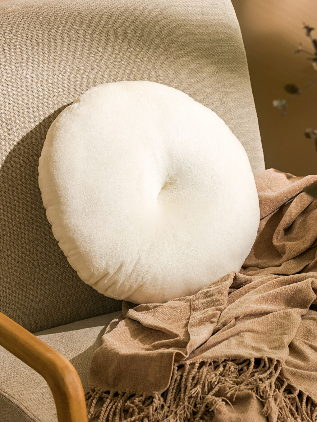 LCW HOME Plush Round Cushion 35 cm -S5CP71Z8-V9H