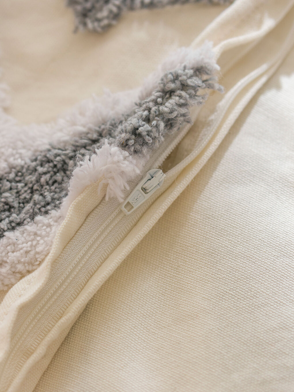 Housse de Coussin à Pompons 45x45 cm-3