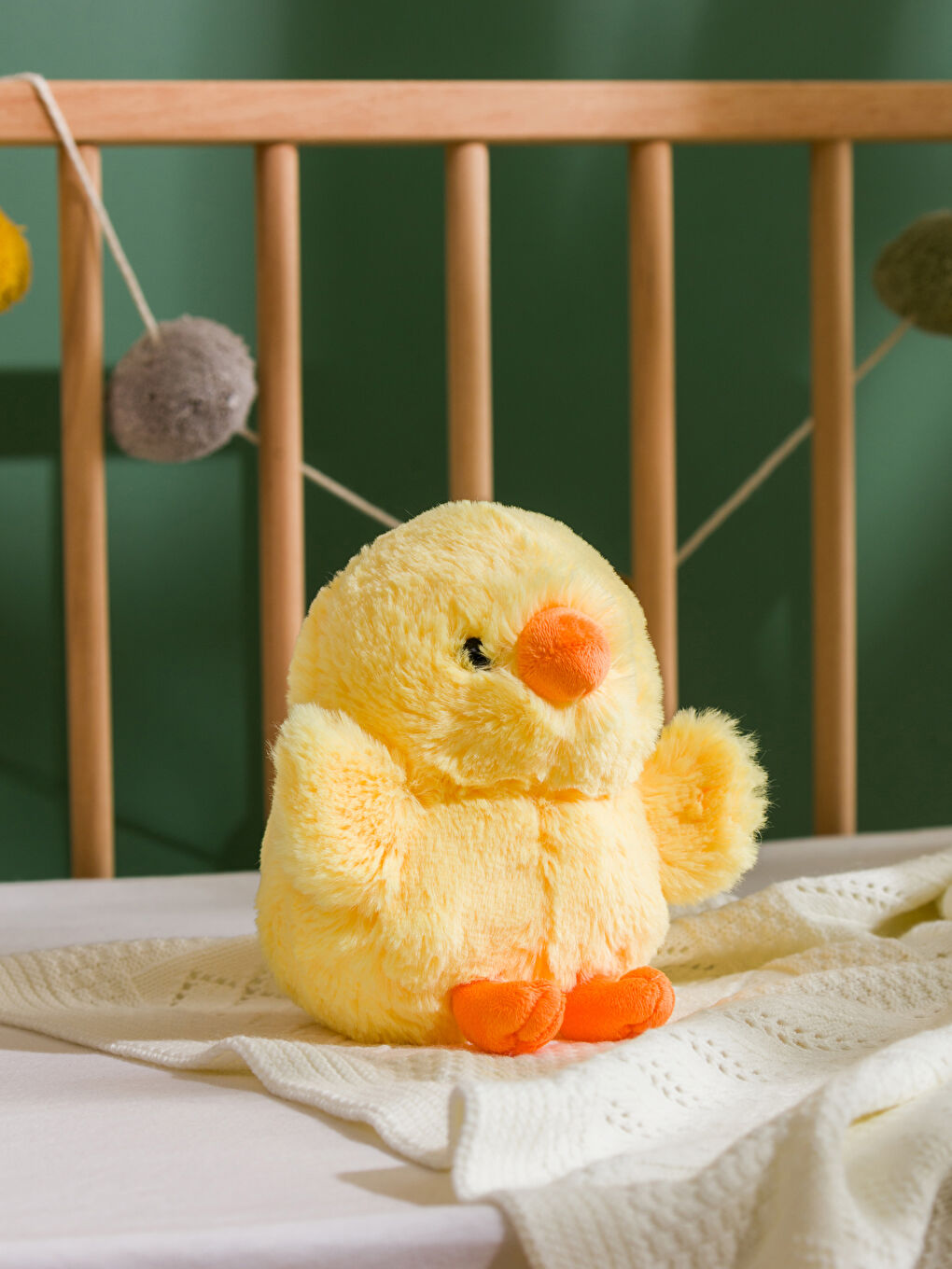 LCW HOME Sarı Civciv Figürlü Pelüş Bebek Kırlent 18 Cm