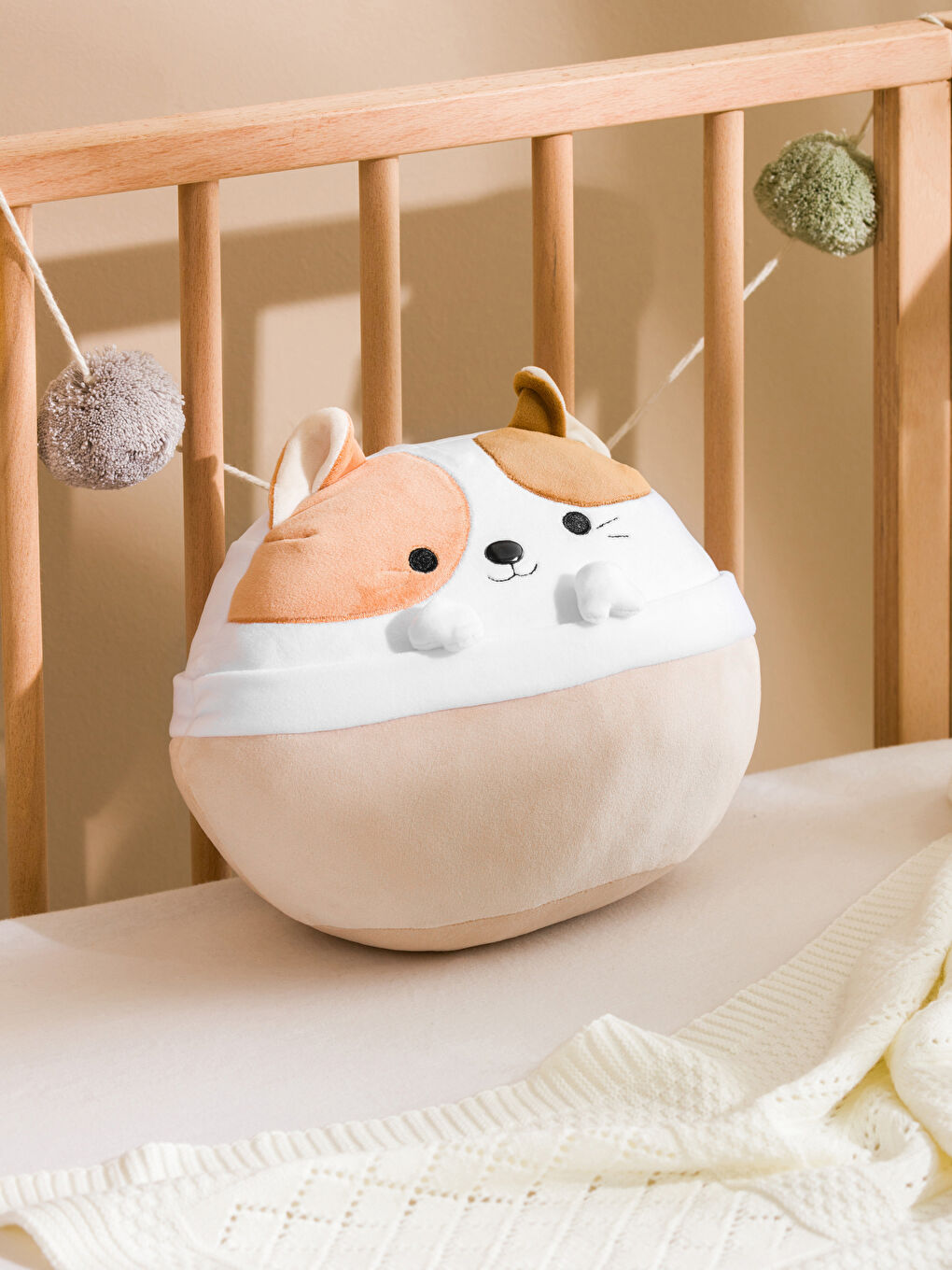 LCW HOME Karışık Kedi Figürlü Bebek Kırlent 25 Cm