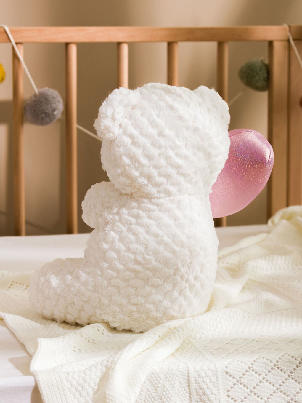 LCW HOME Ekru Ayıcık Figürlü Dolgulu Pelüş Bebek Kırlent 36 Cm - 1
