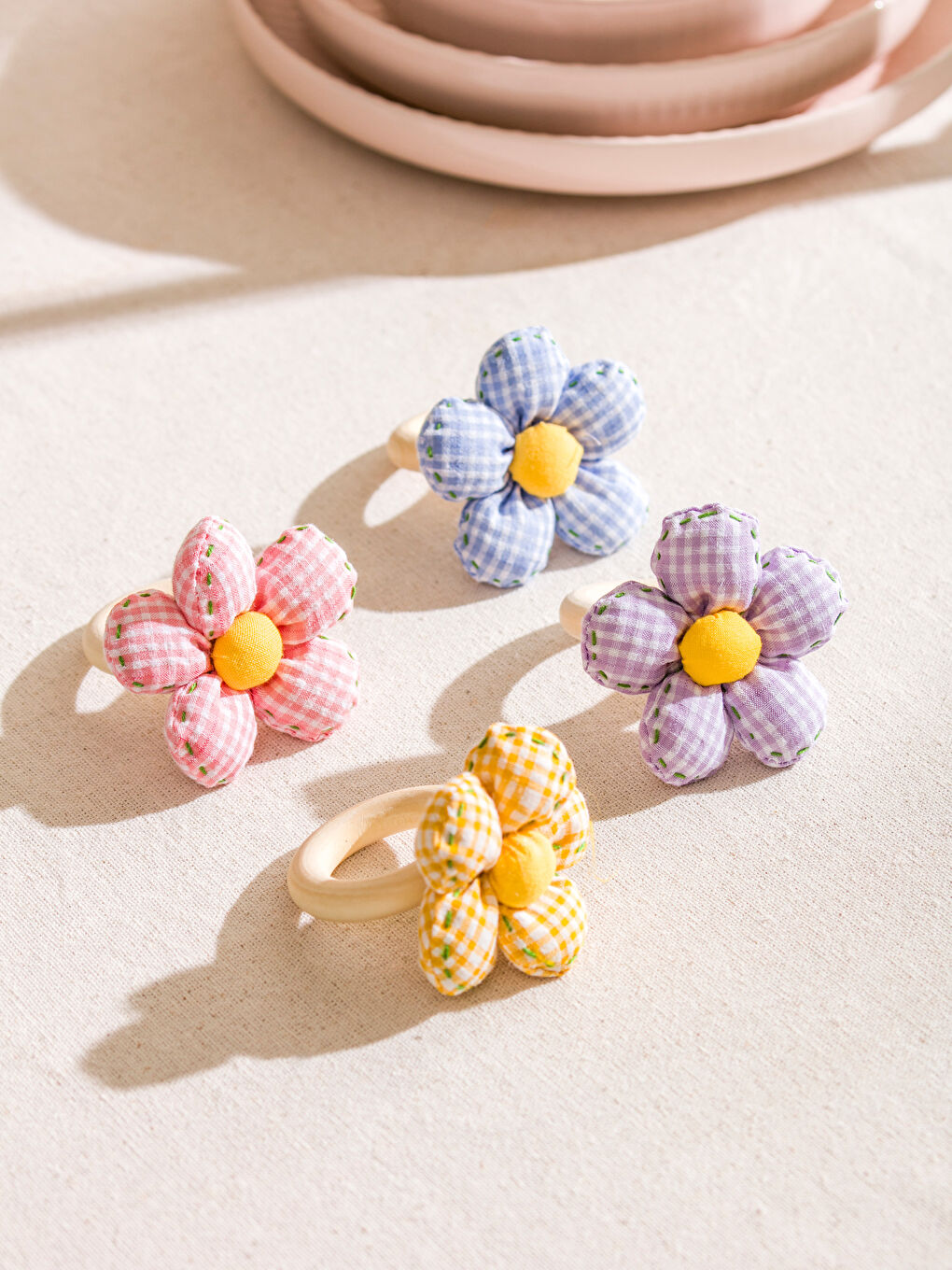 Flower-Shaped Napkin Ring Set of 4 -S5EE30Z8-FWA