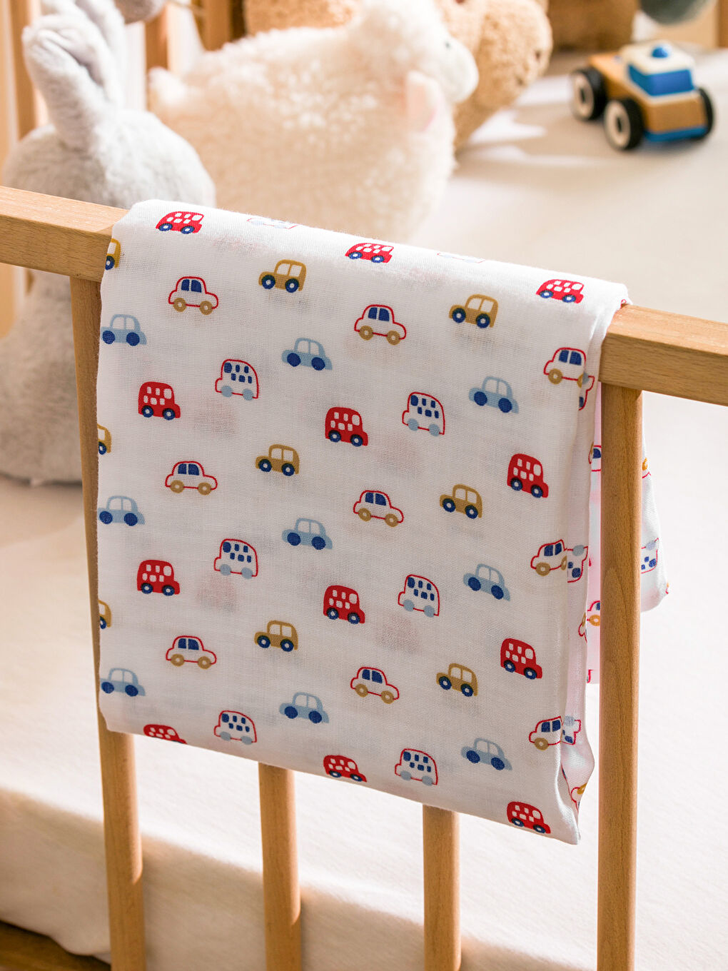 LCW baby Ekru Baskılı Bebek Müslin Örtü 90x100 cm - 1