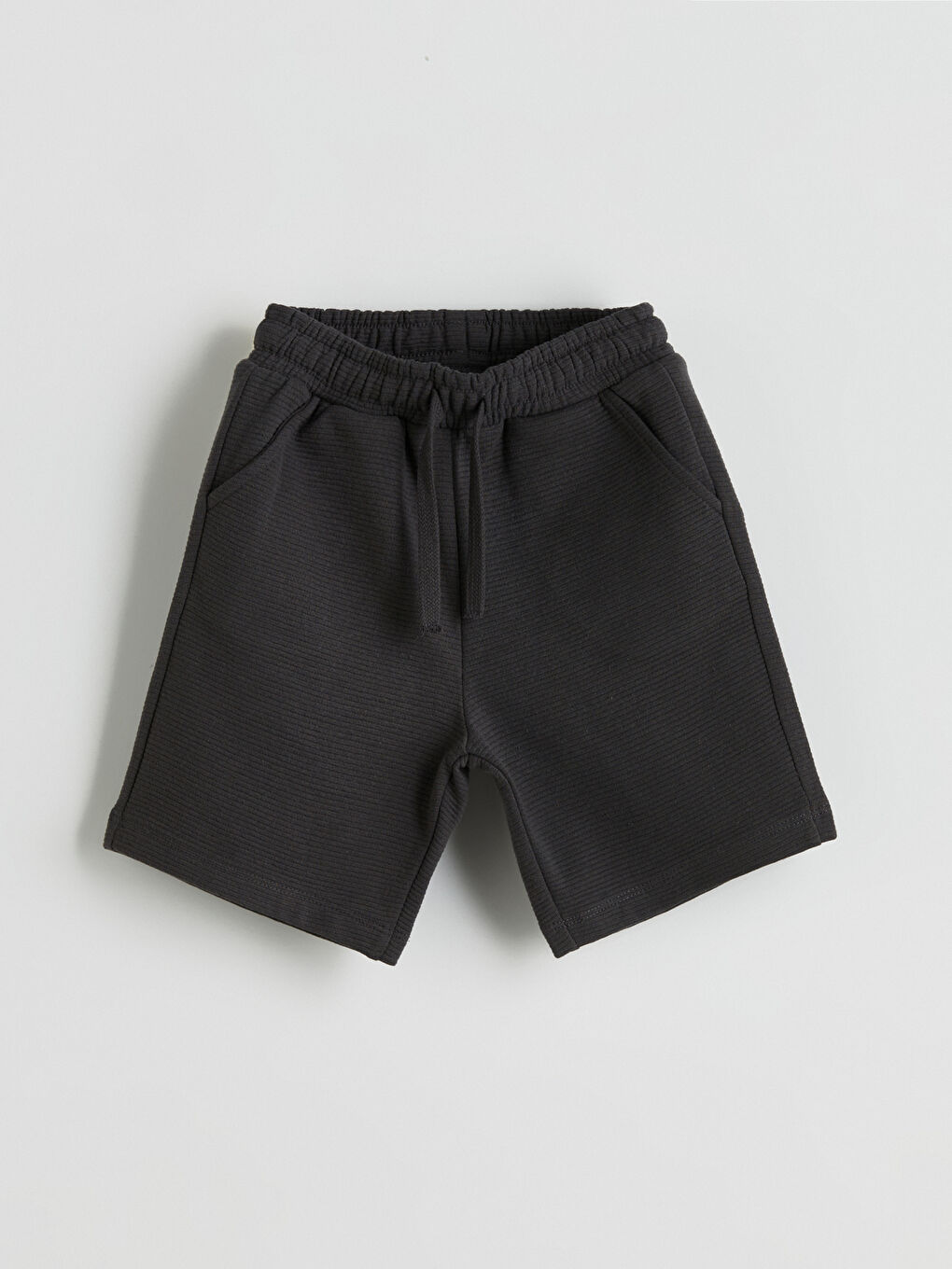 Antrasit Beli Lastikli Cepli Erkek Çocuk Şort