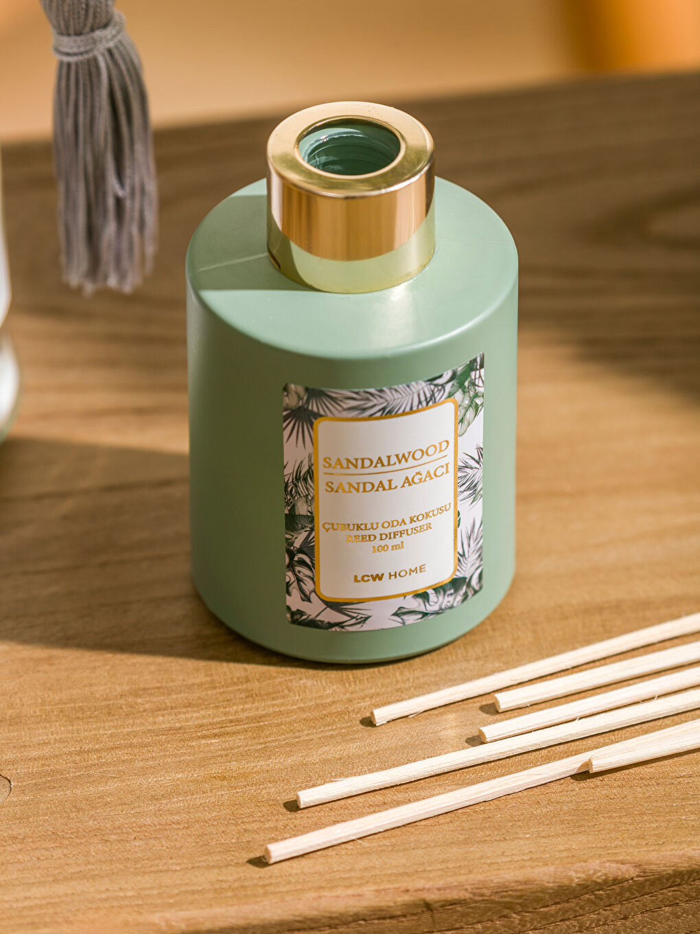 Sandalwood Scented Reed Room Fragrance 100 ml -S5FR53Z8-LRR