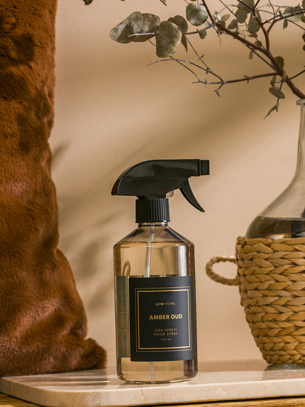 Amber Scented Room Spray 500 ml -S5FT81Z8-LQJ