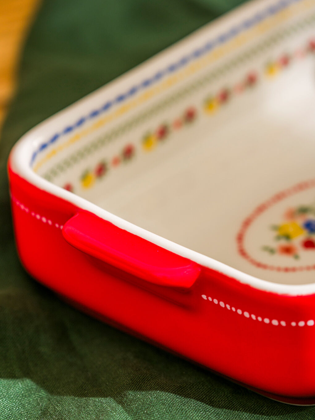 LCW HOME Kirmizi Çiçek Baskılı Seramik Fırın Kabı 20 cm - 2