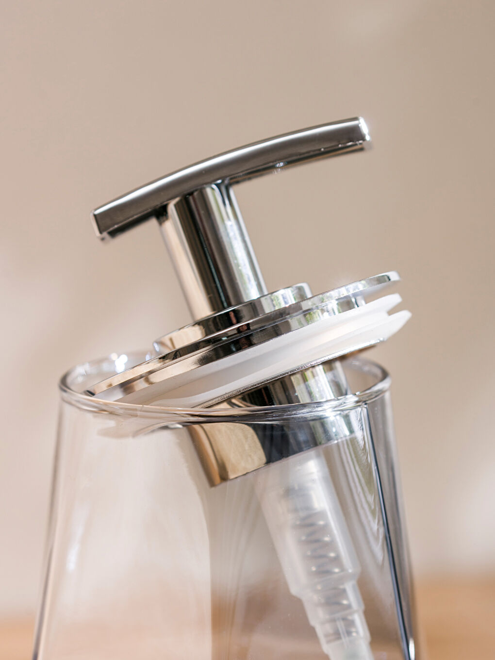 Renksiz 3 Parça Cam Banyo Seti-2