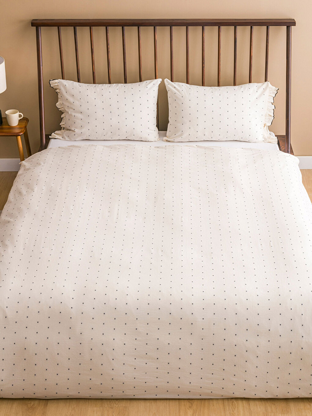 რაფლის დეტალებით ბამბის ორმაგი დუვეტის საფარის ნაკრები-1