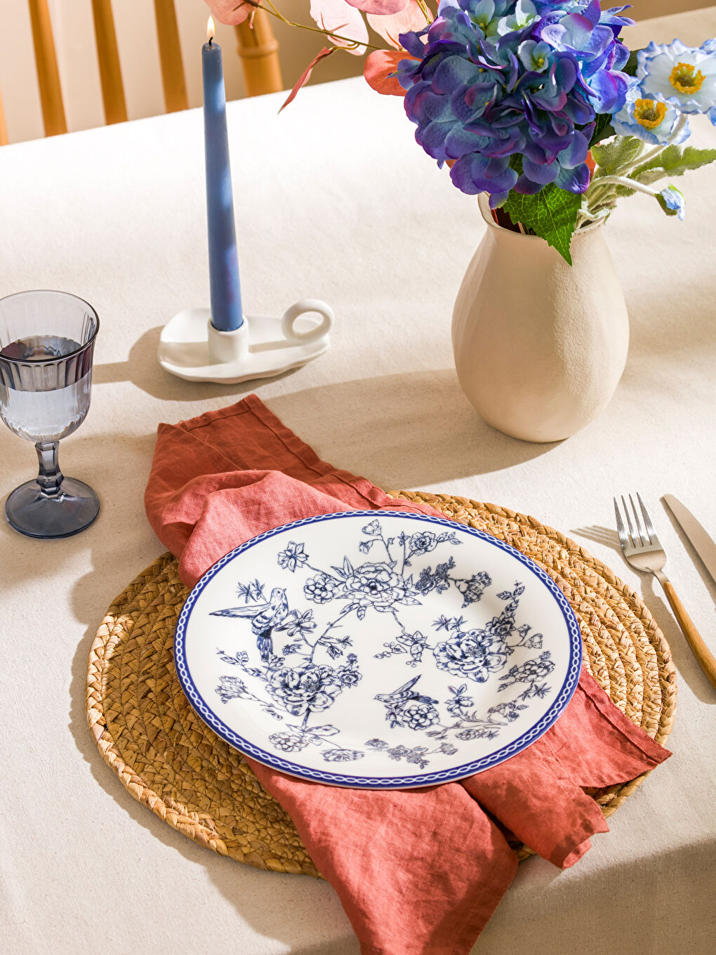 Mavi Desenli Porselen Yemek Tabağı 26 cm