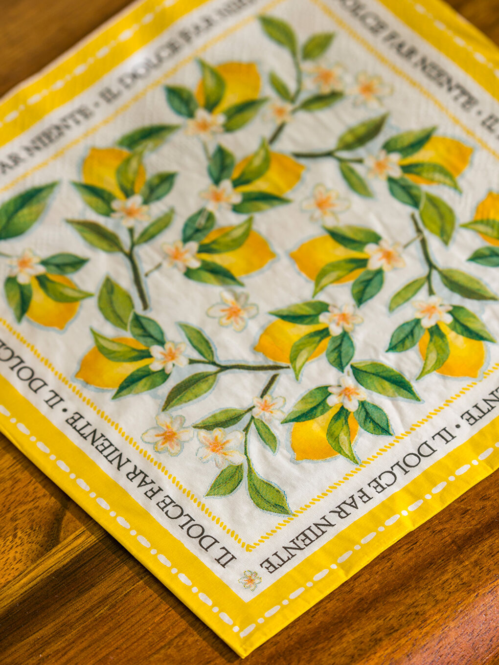 Lemon Printed Paper Napkins 20-Pack -S5GU27Z8-M0T