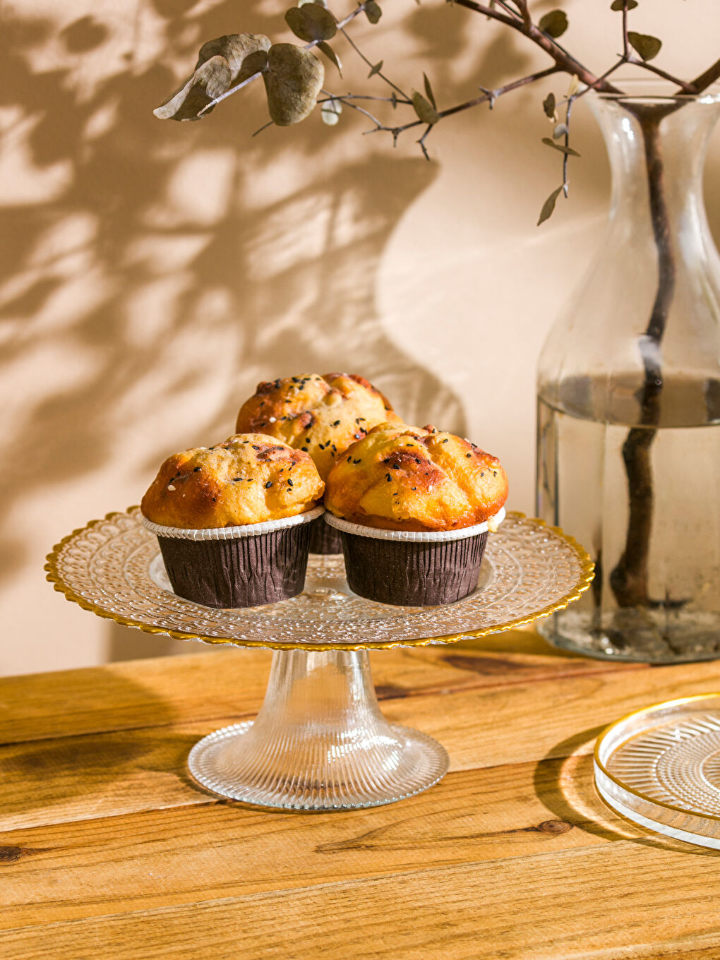 Glass Footed Cake Stand 21 cm-1