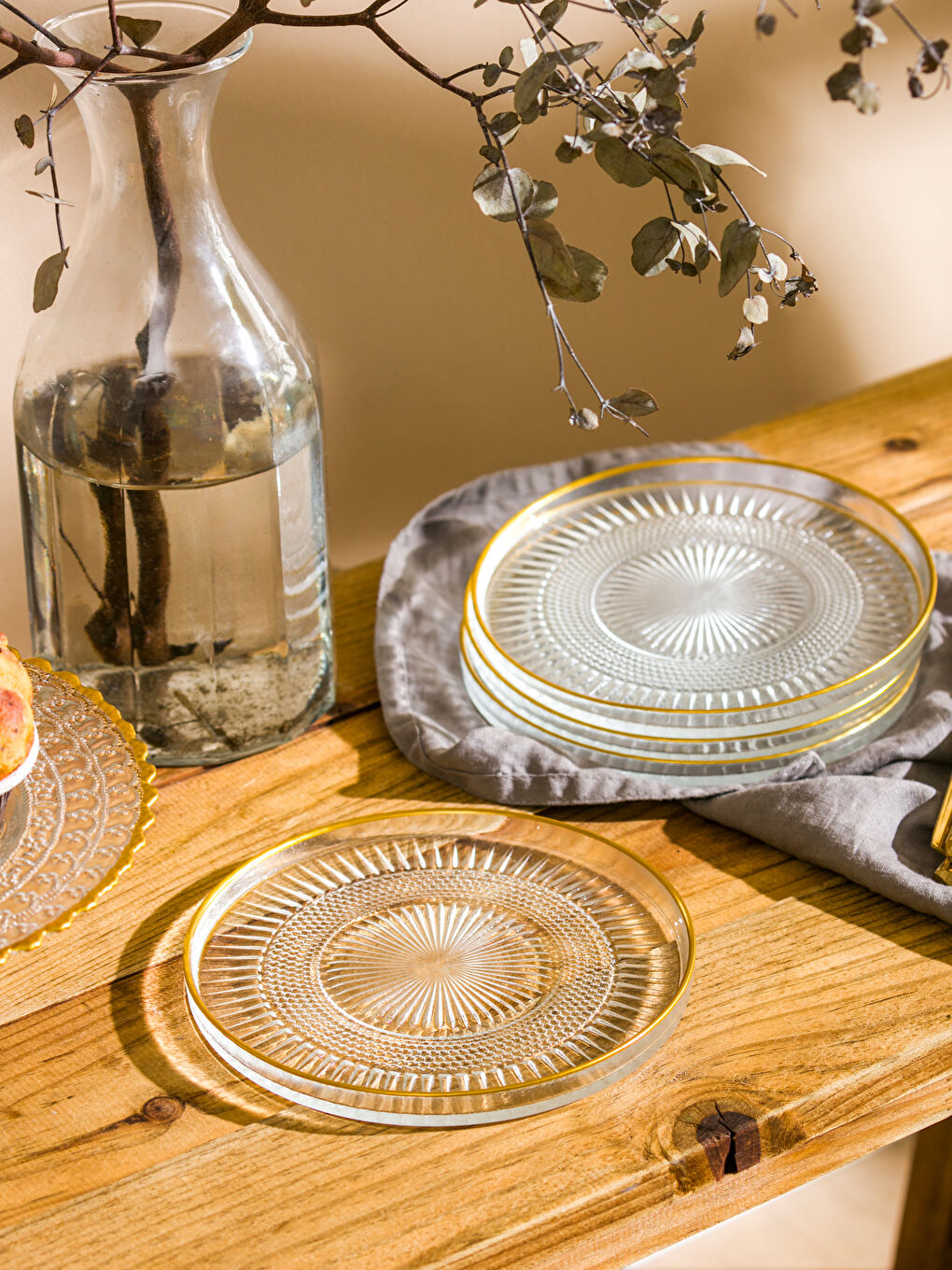 Patterned Glass Cake Plate Set of 4 -S5HJ25Z8-Q57