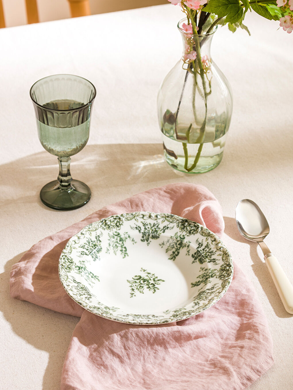 Yeşil Çiçek Baskılı Porselen Çukur Tabak 20 cm