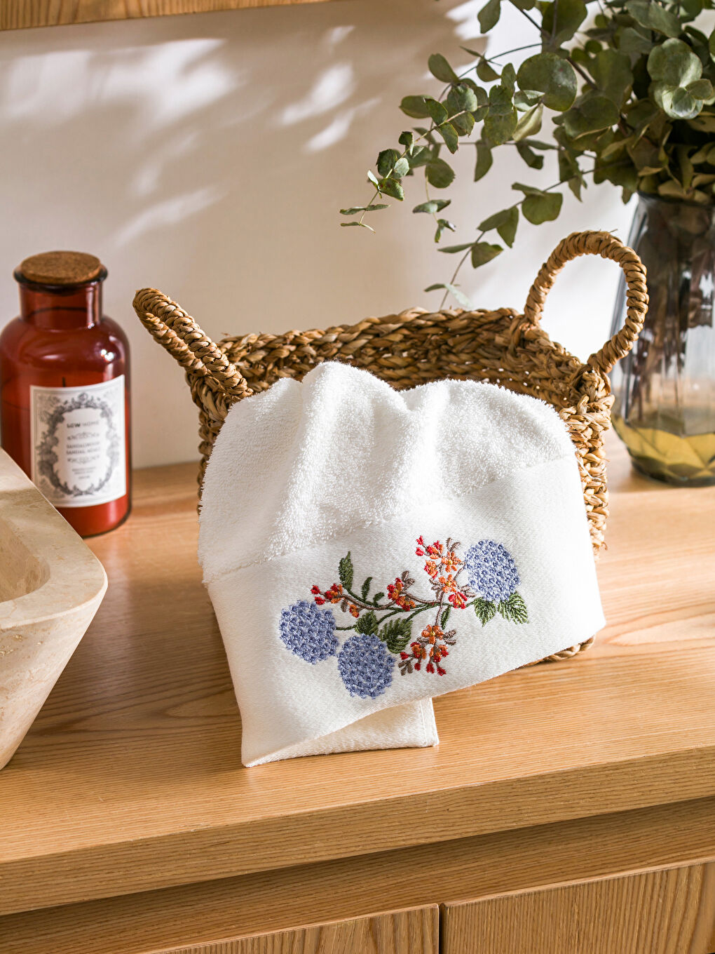 Embroidered Floral Cotton Hand Towel 50x80 cm -S5HT80Z8-EEW