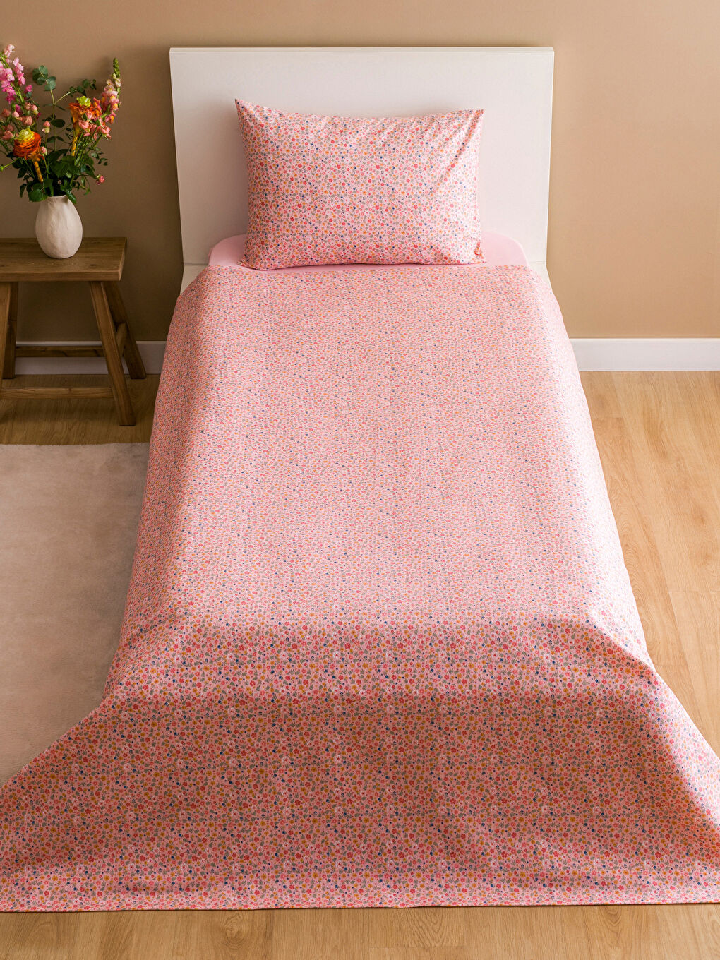 Karışık Çiçekli Tek Kişilik Pamuklu Pike Takımı-1