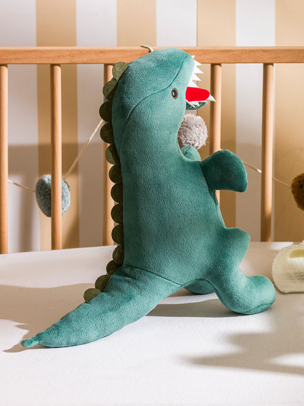 LCW HOME Haki Dinozor Figürlü Pelüş Bebek Kırlent 40 Cm - 1