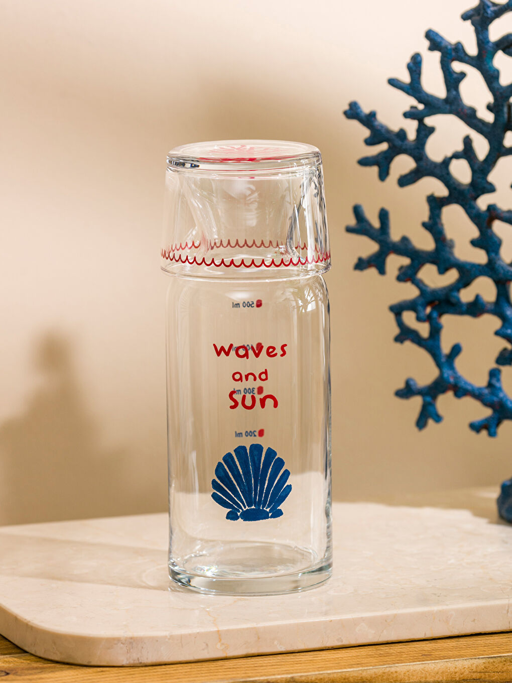 Теңіз қабыршағы бейнеленген шыны су құманы 700 мл-2