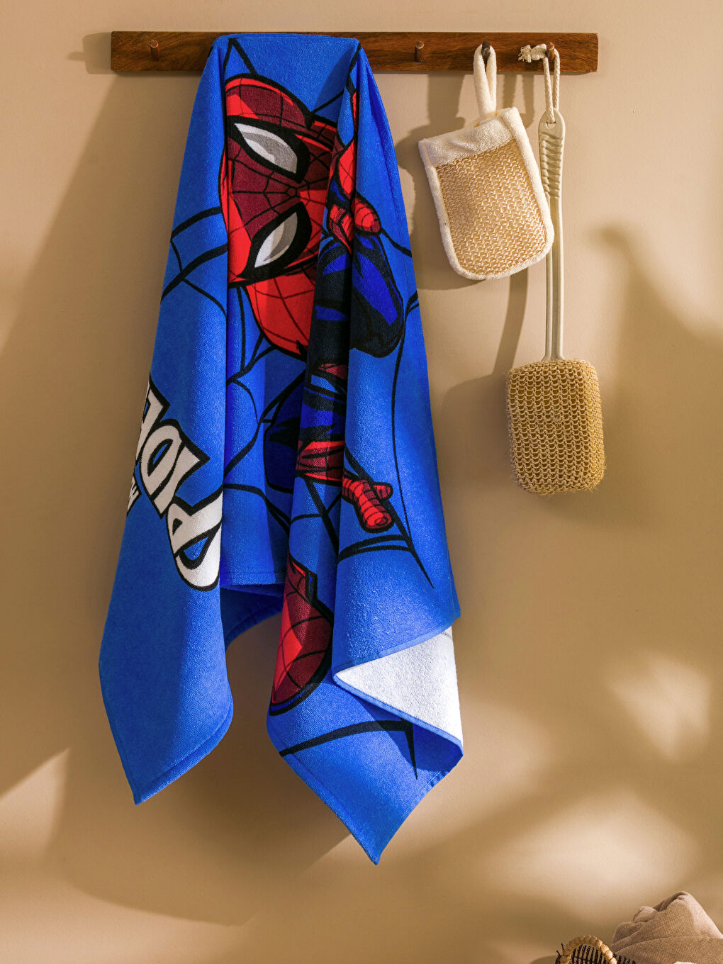 LCW HOME Spider-Man Printed Men's Beach Towel 70x150 cm -S5J013Z8-F9C