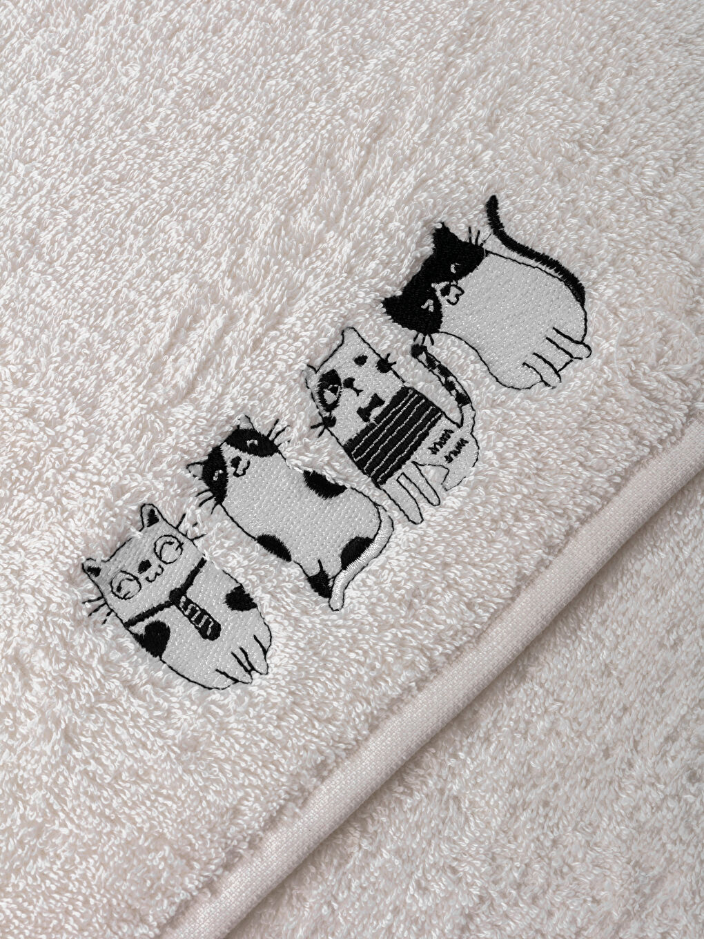 Animal Embroidered Face Towel 50x80 Cm -S5JC28Z8-EEW