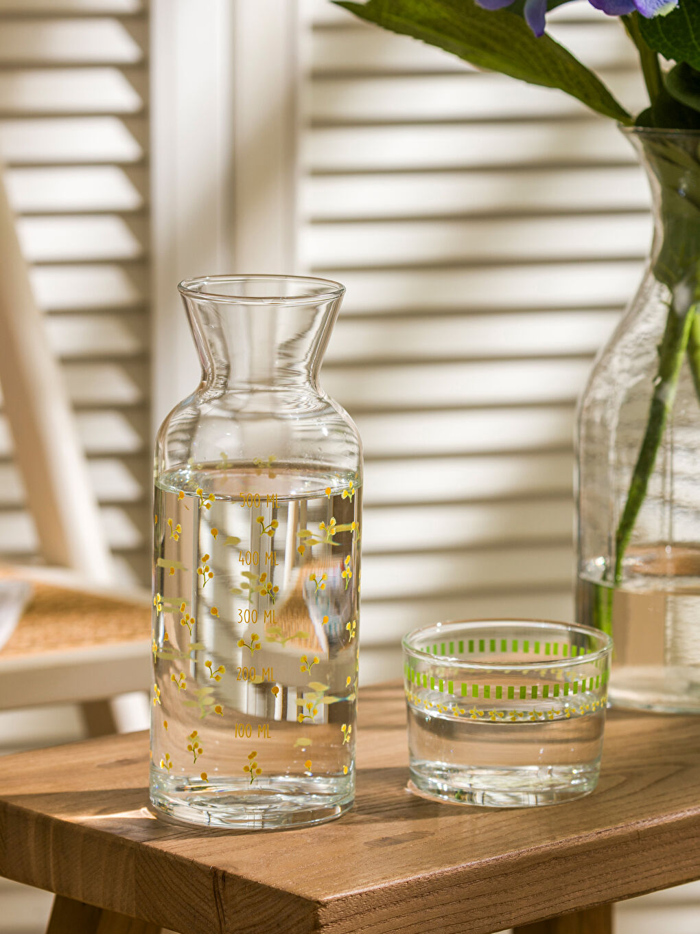 LCW HOME Sari Çiçekli Cam Su Şişesi 700 ml - 1
