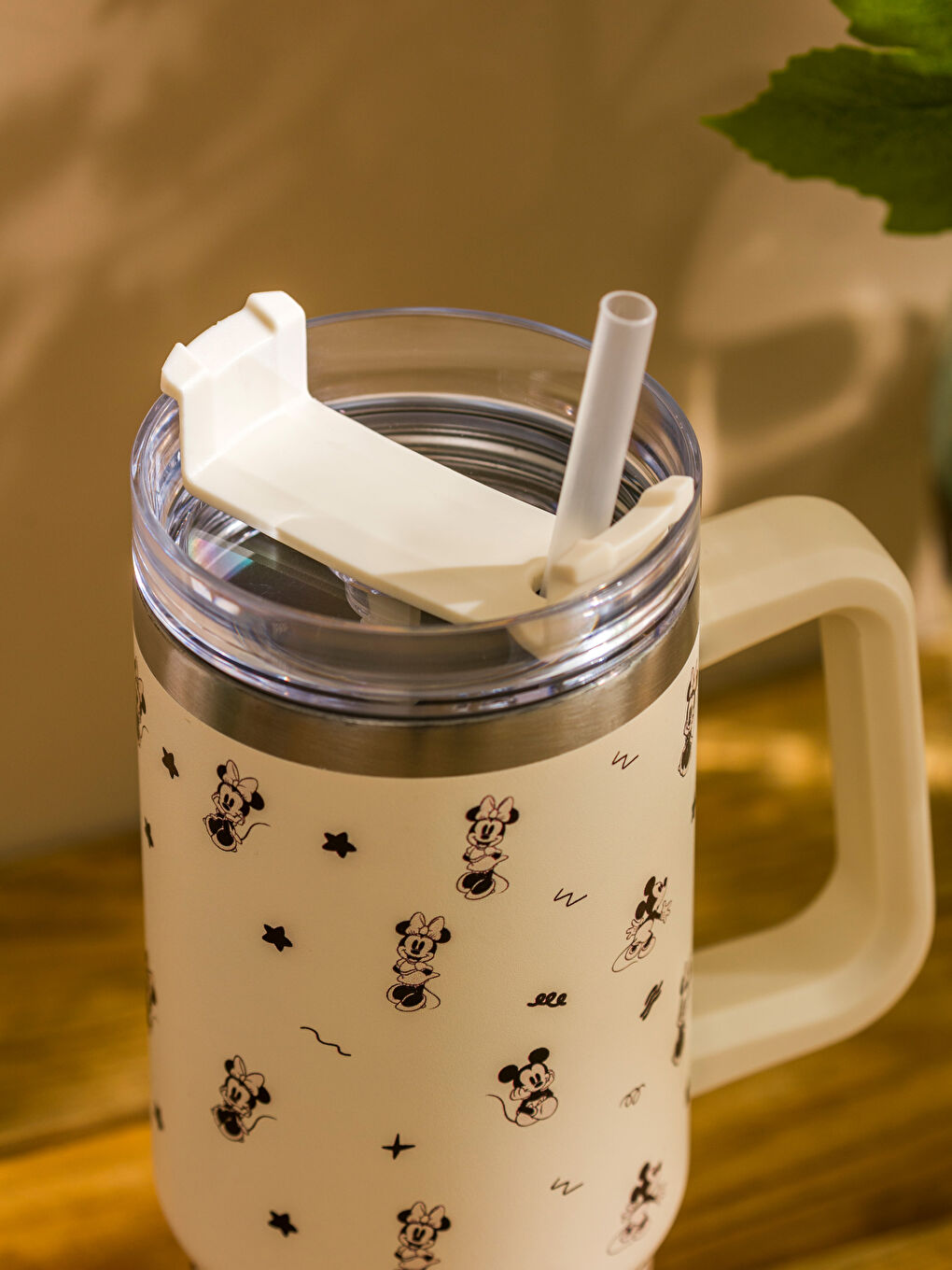 Minnie Mouse Printed Steel Thermos Cup 900 ml-2