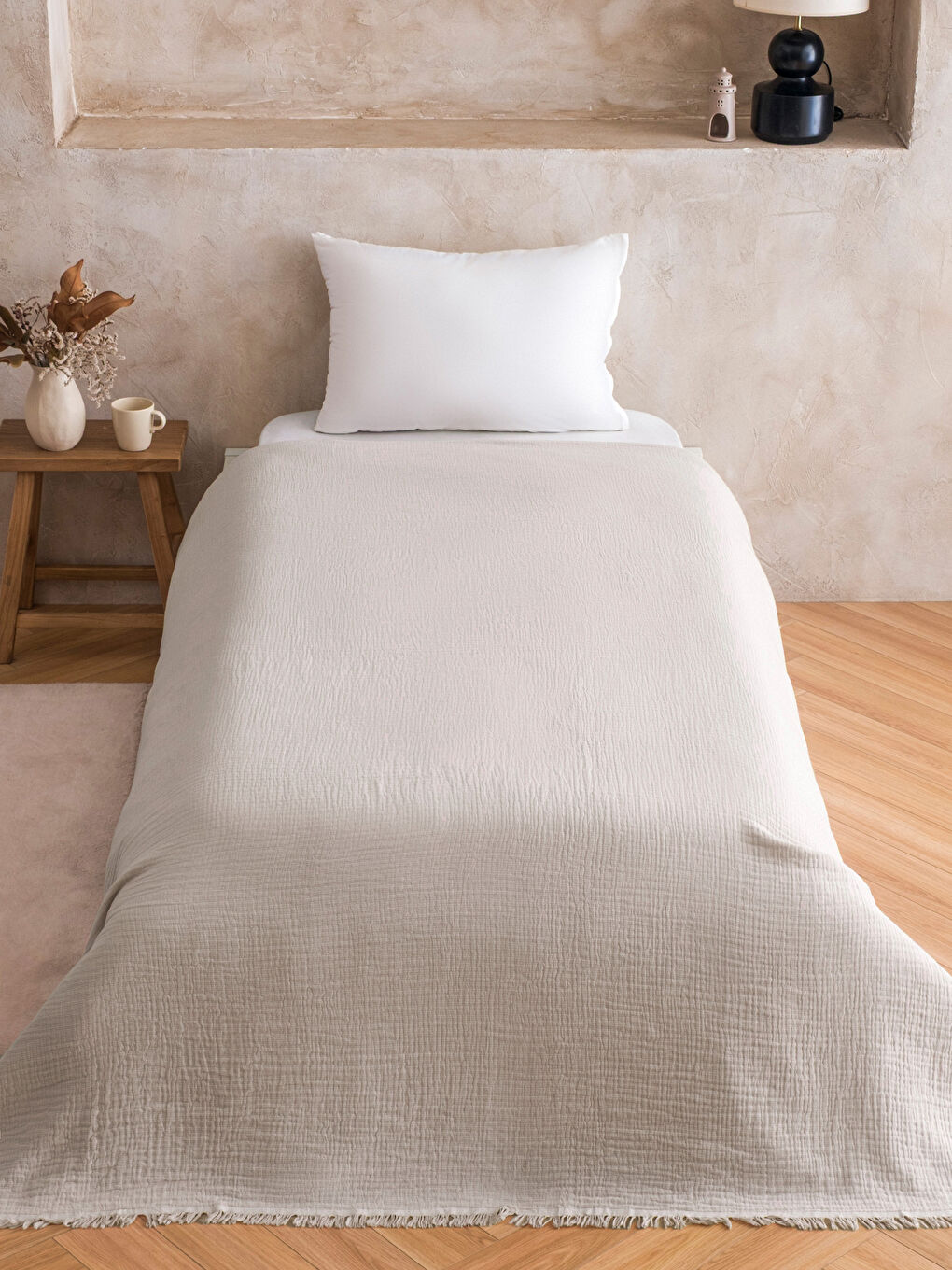 Kahverengi Tek Kişilik Pamuklu Yatak Örtüsü-1