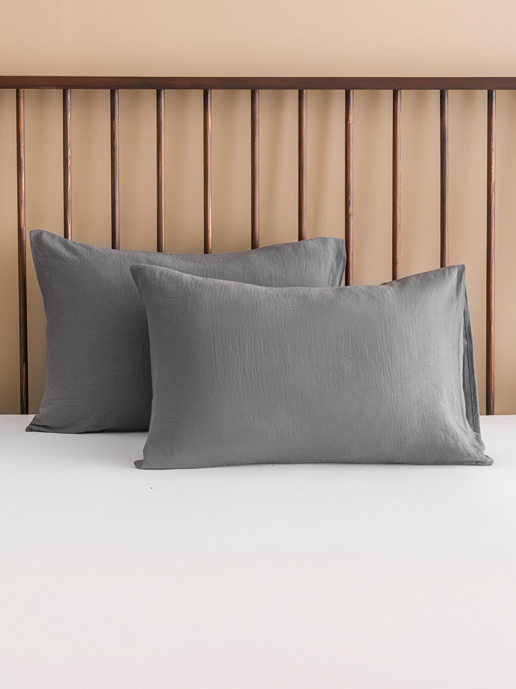 LCW HOME Antrasit Basic Pamuklu Yastık Kılıfı 2'li 50x70 cm - 1