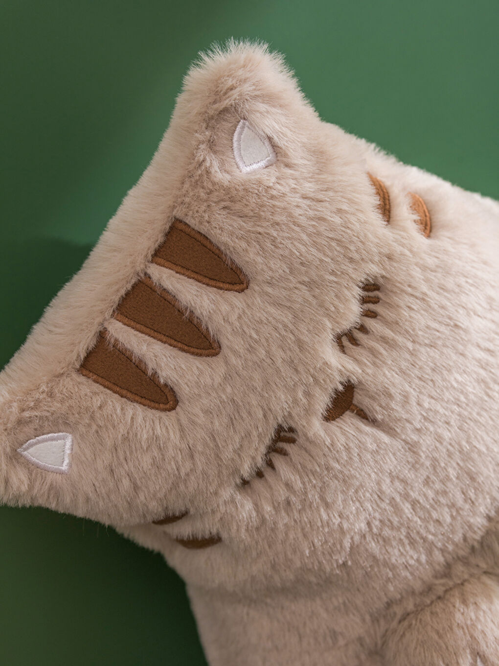 LCW HOME Bej Kedi Figürlü Pelüş Bebek Kırlent 60 Cm - 1